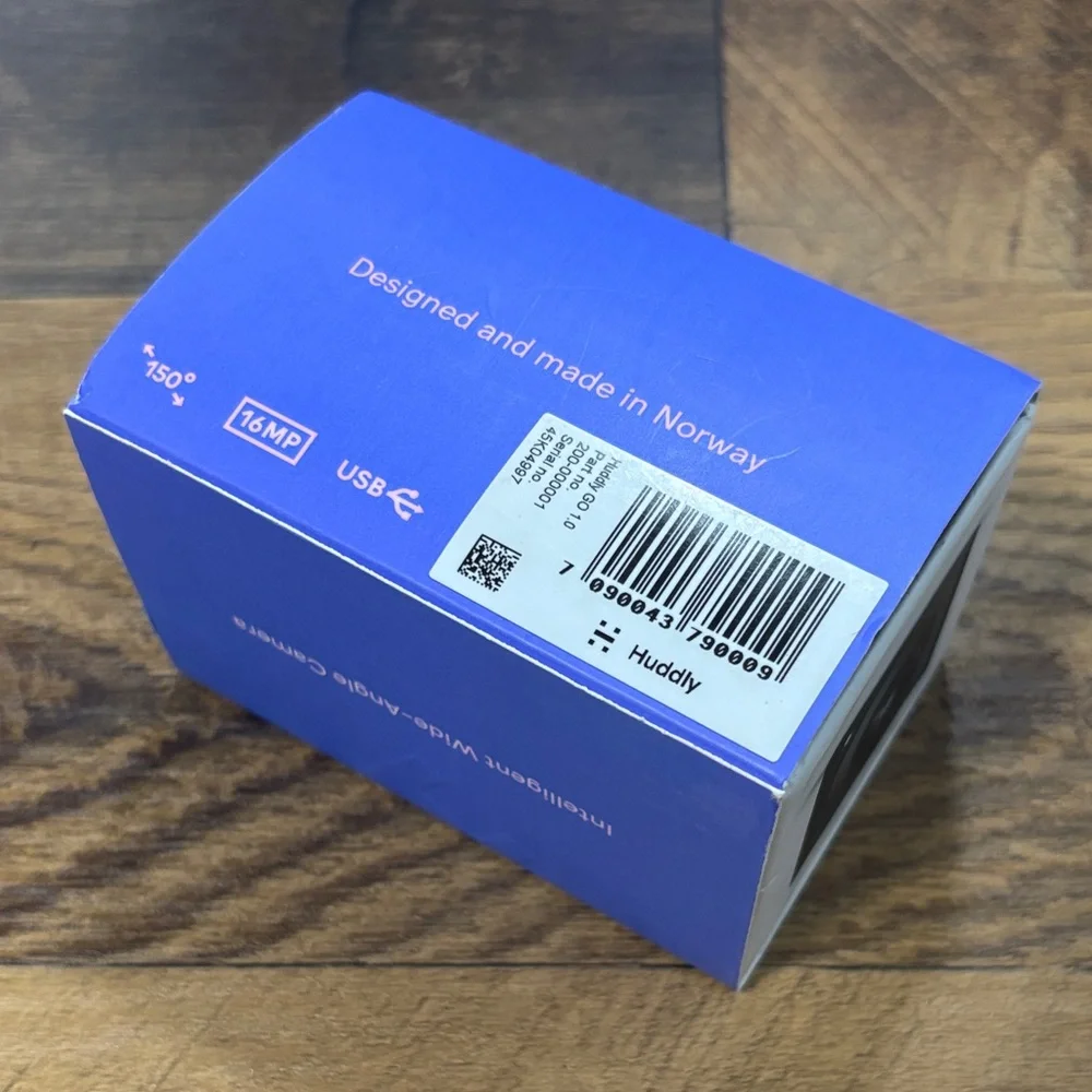 Huddly GO Camera in Blue Box